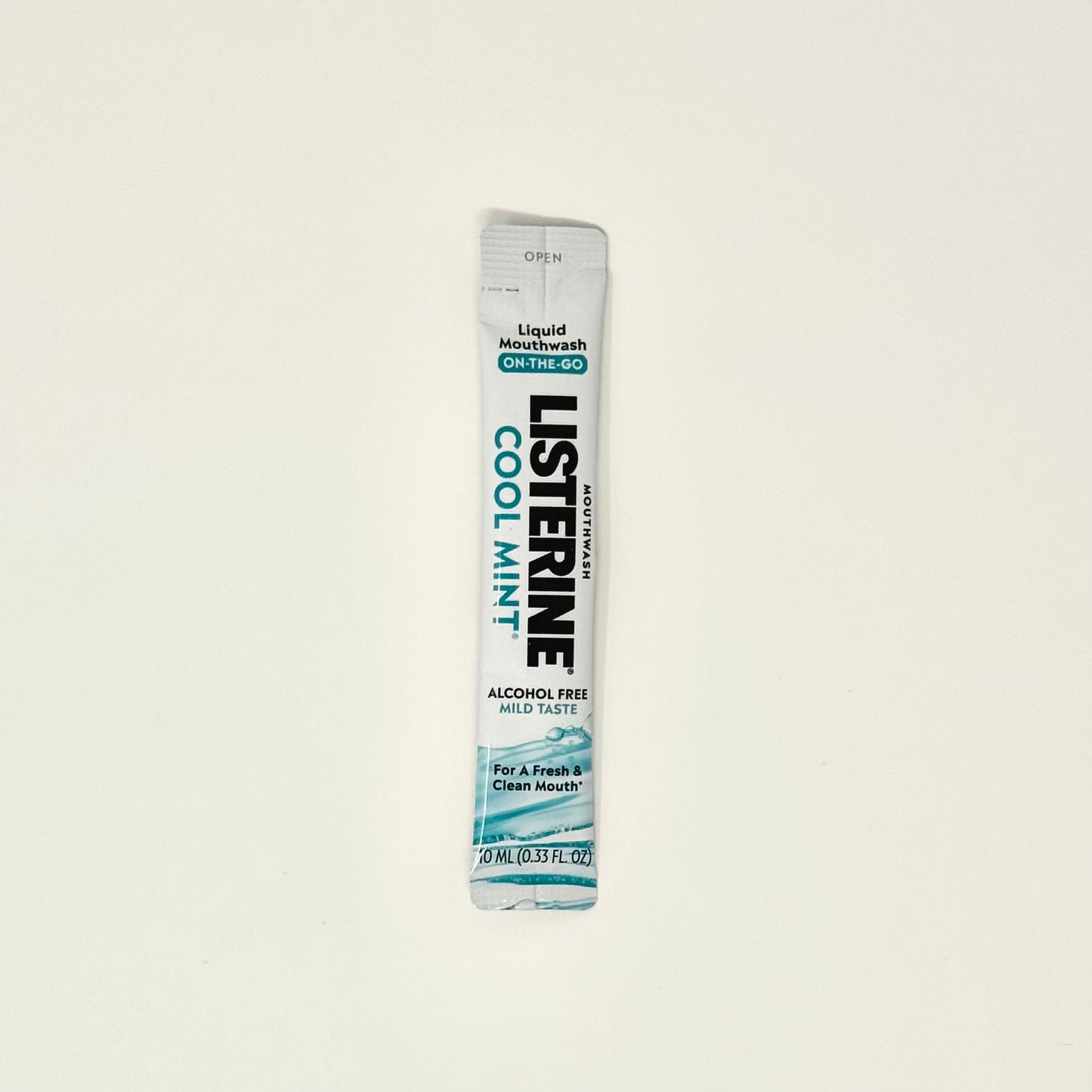Listerine On-The-Go Alcohol Free Mouthwash Packets, Oral Rinse Cool Mint, 0.33 fl oz, 1 Pack
